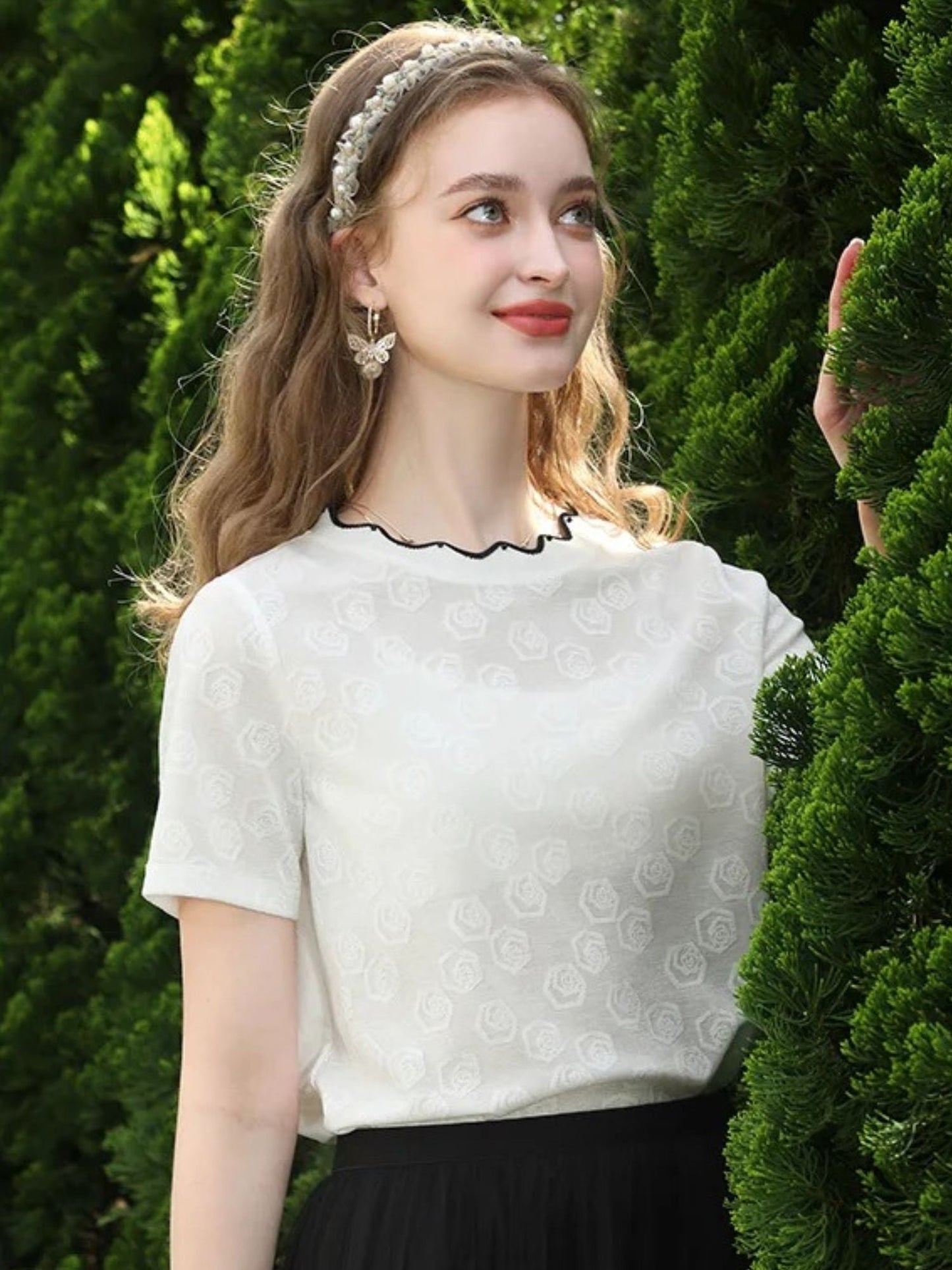 Short-Sleeve Embroidered Lace Blouse